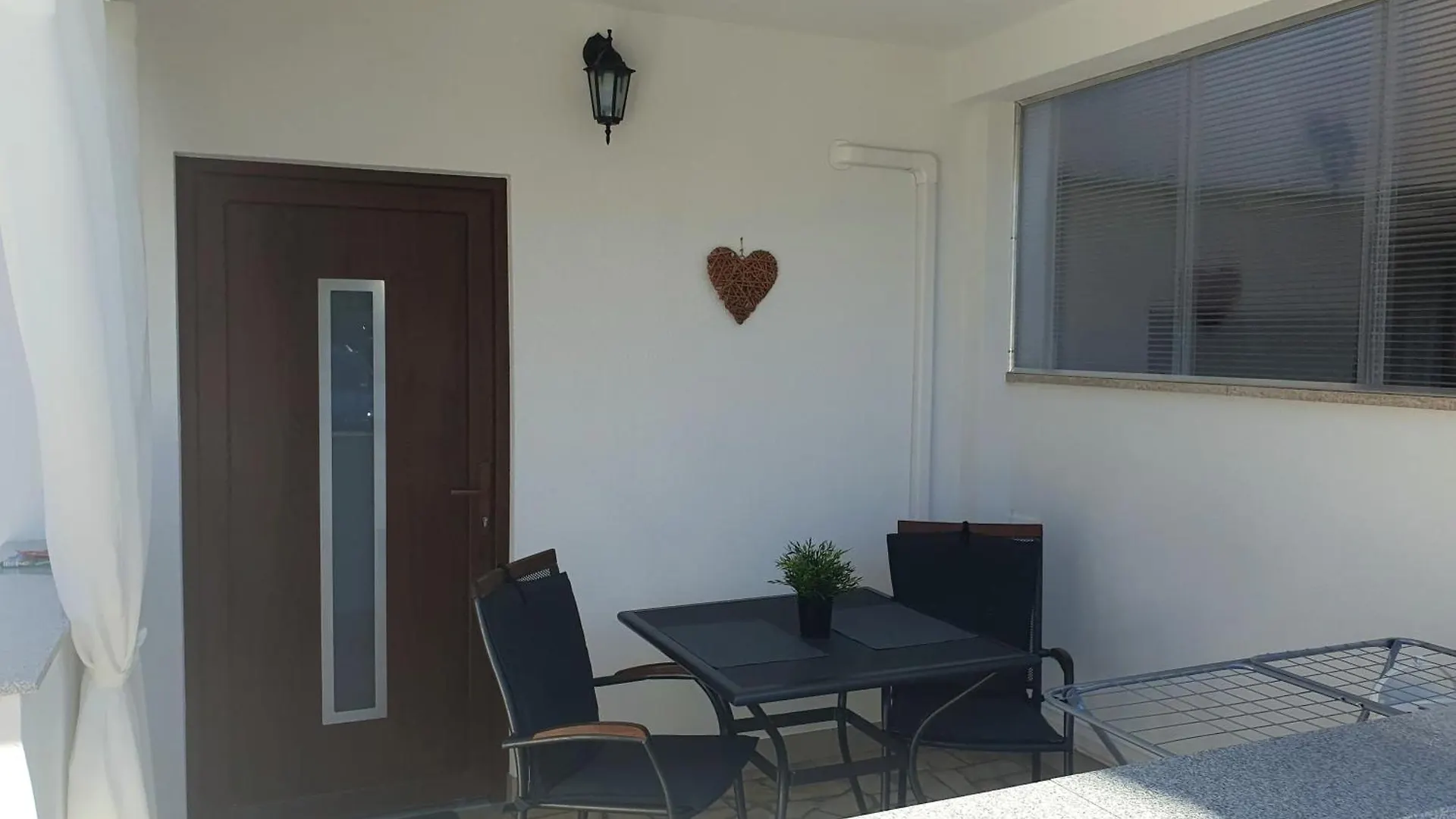 Apartments Dejana Štinjan